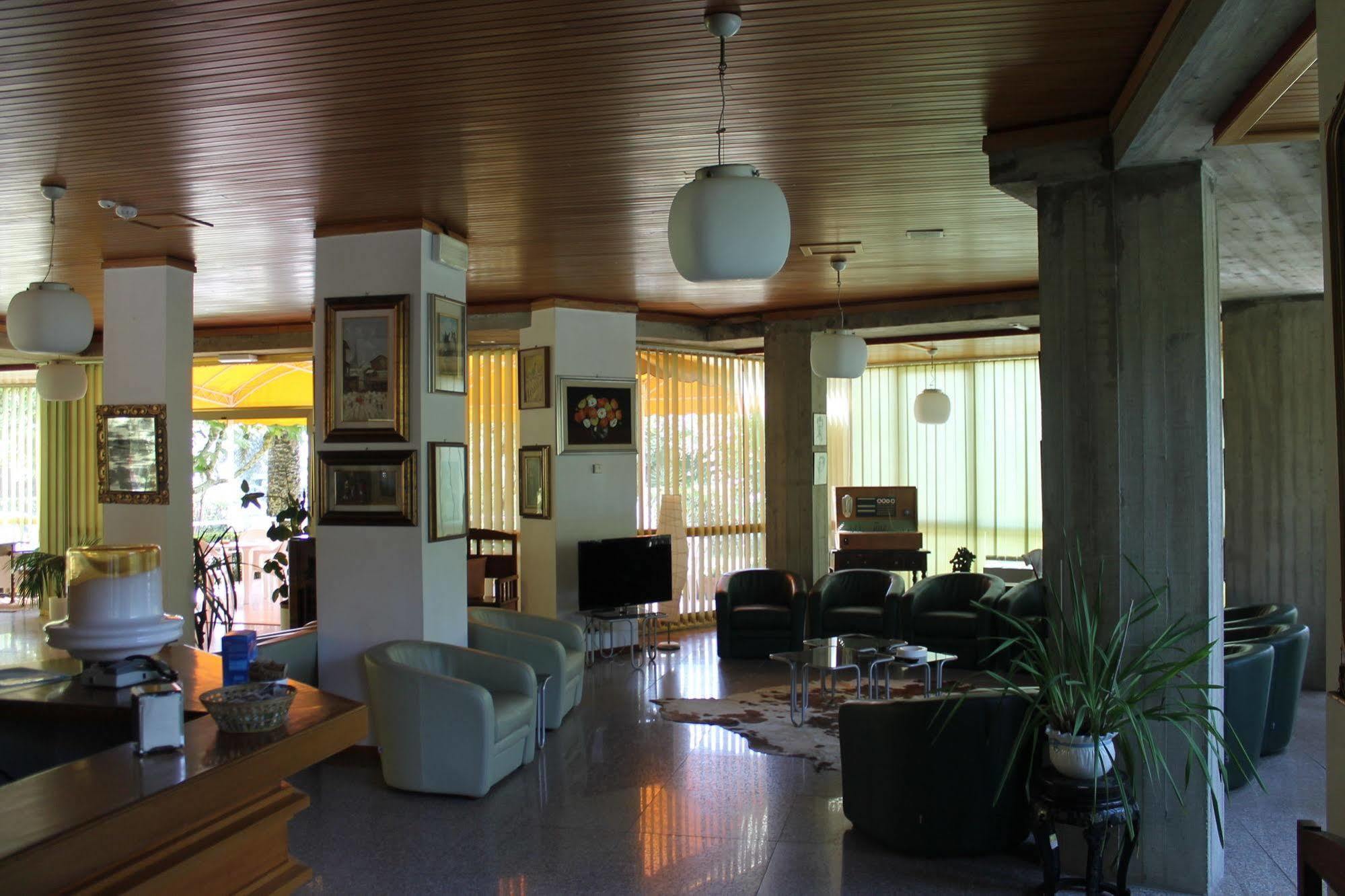 Hotel Brasilia Marina di Pietrasanta Exteriör bild